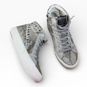 Vintage Havana Snake Print High-Top Women’s Lace-Up Sneakers - US Size 8.5